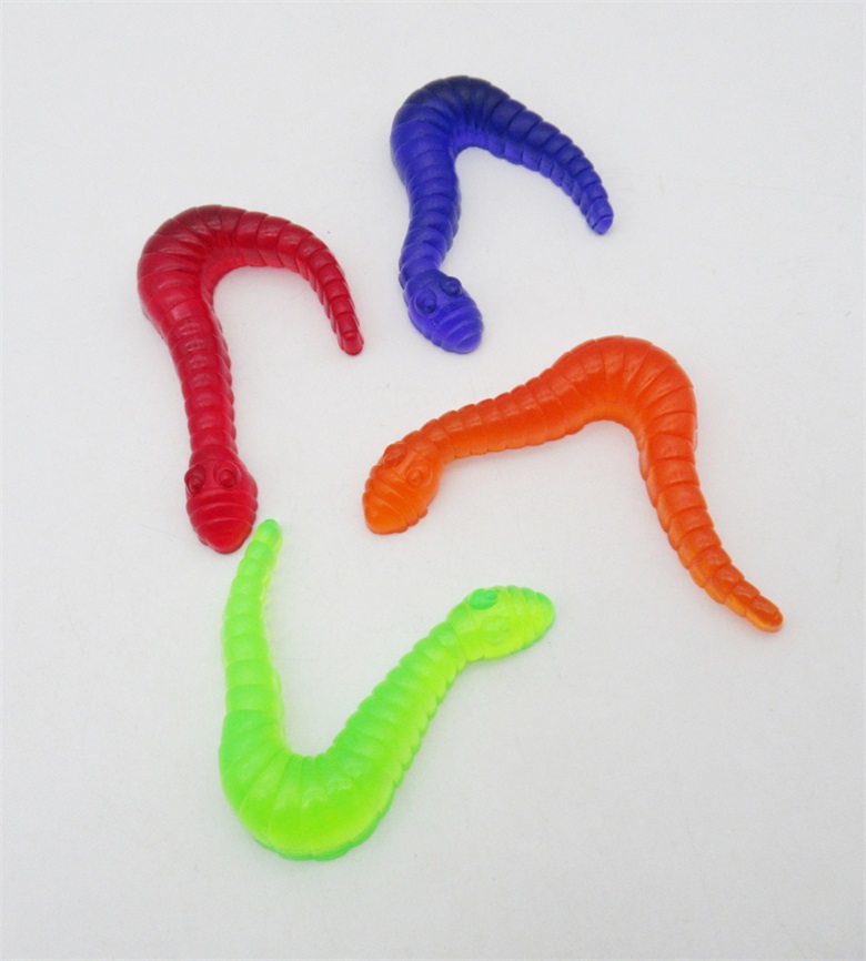 Sticky earthworm
